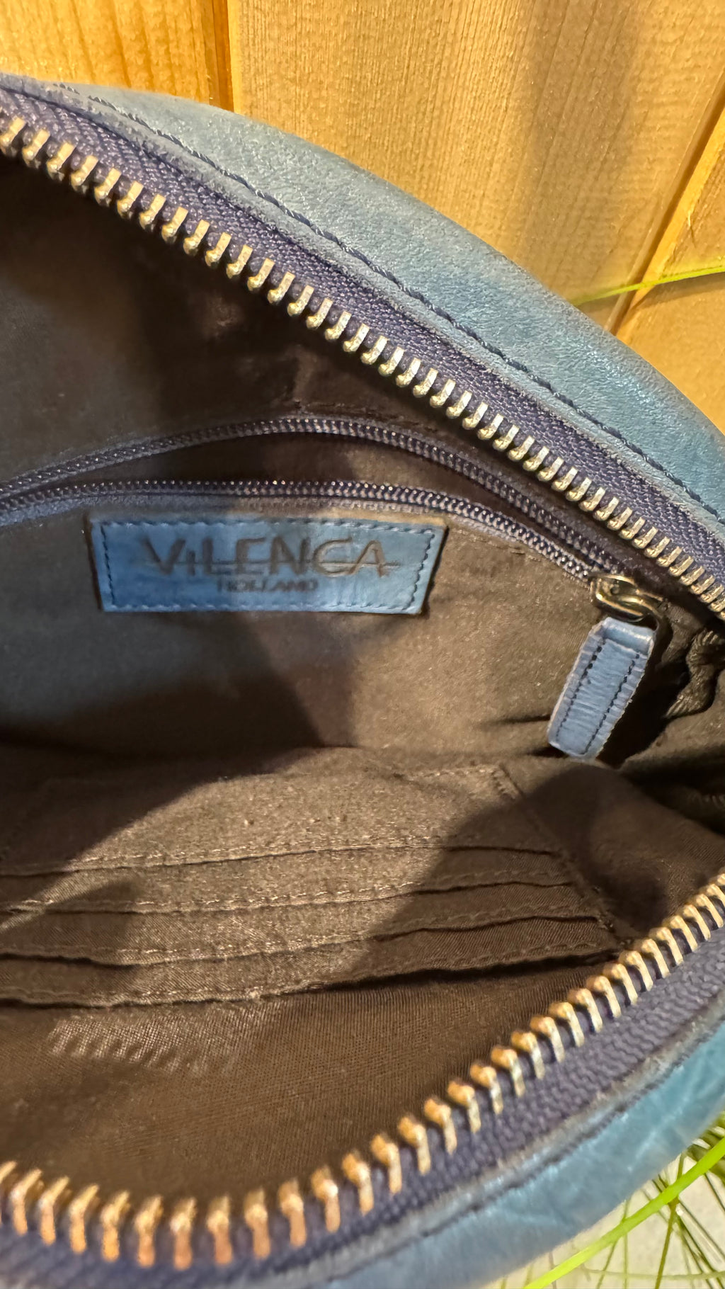 Vilenca Holland Round Woven Leather Blue Across the Body Purse