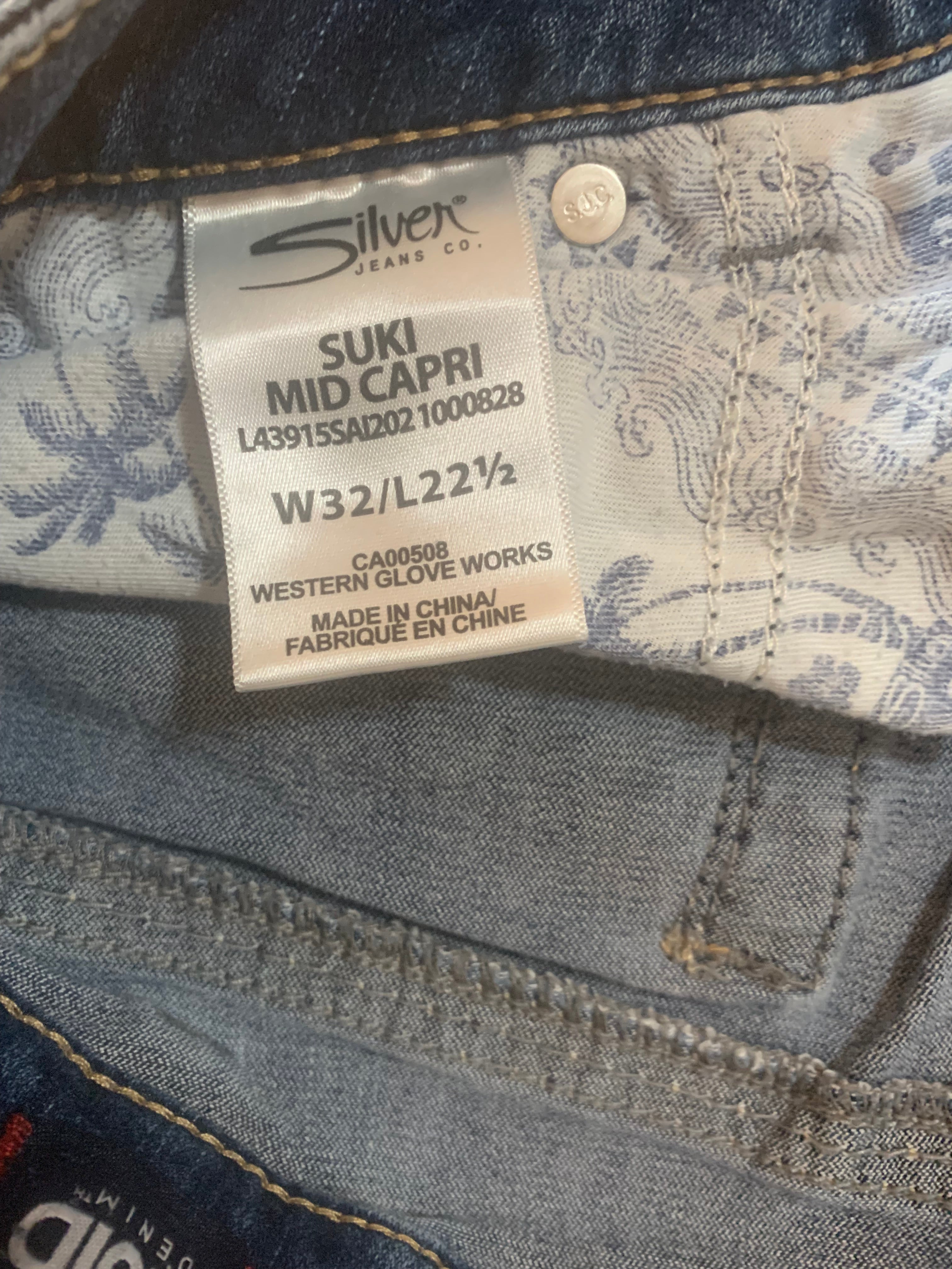 Size 32/L22.5 Women's Suki Mid Capri Jeans