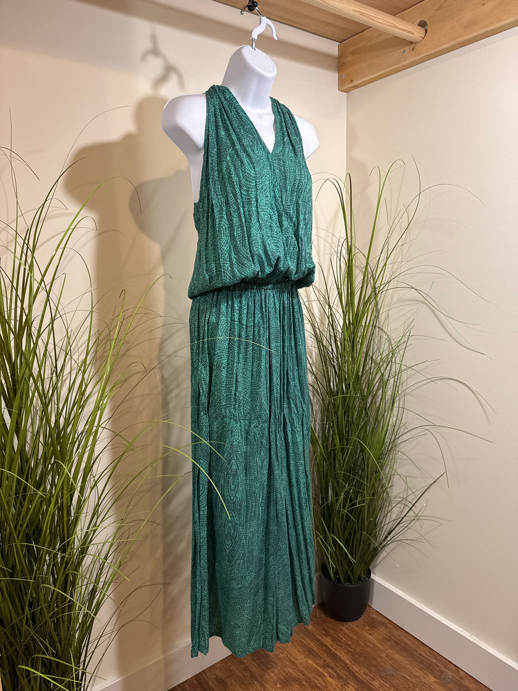 Maxi Dress by Sari Dewi