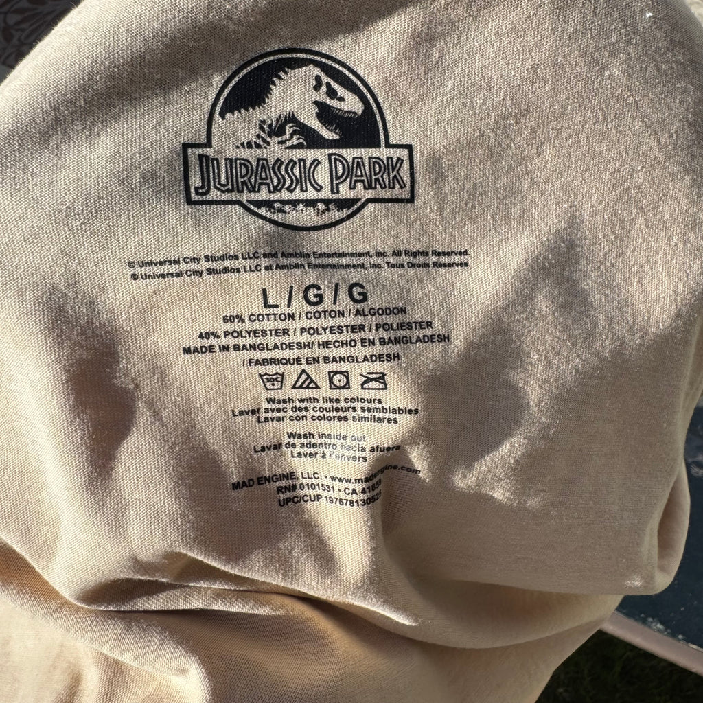 Size L Jurassic Park T-Shirt