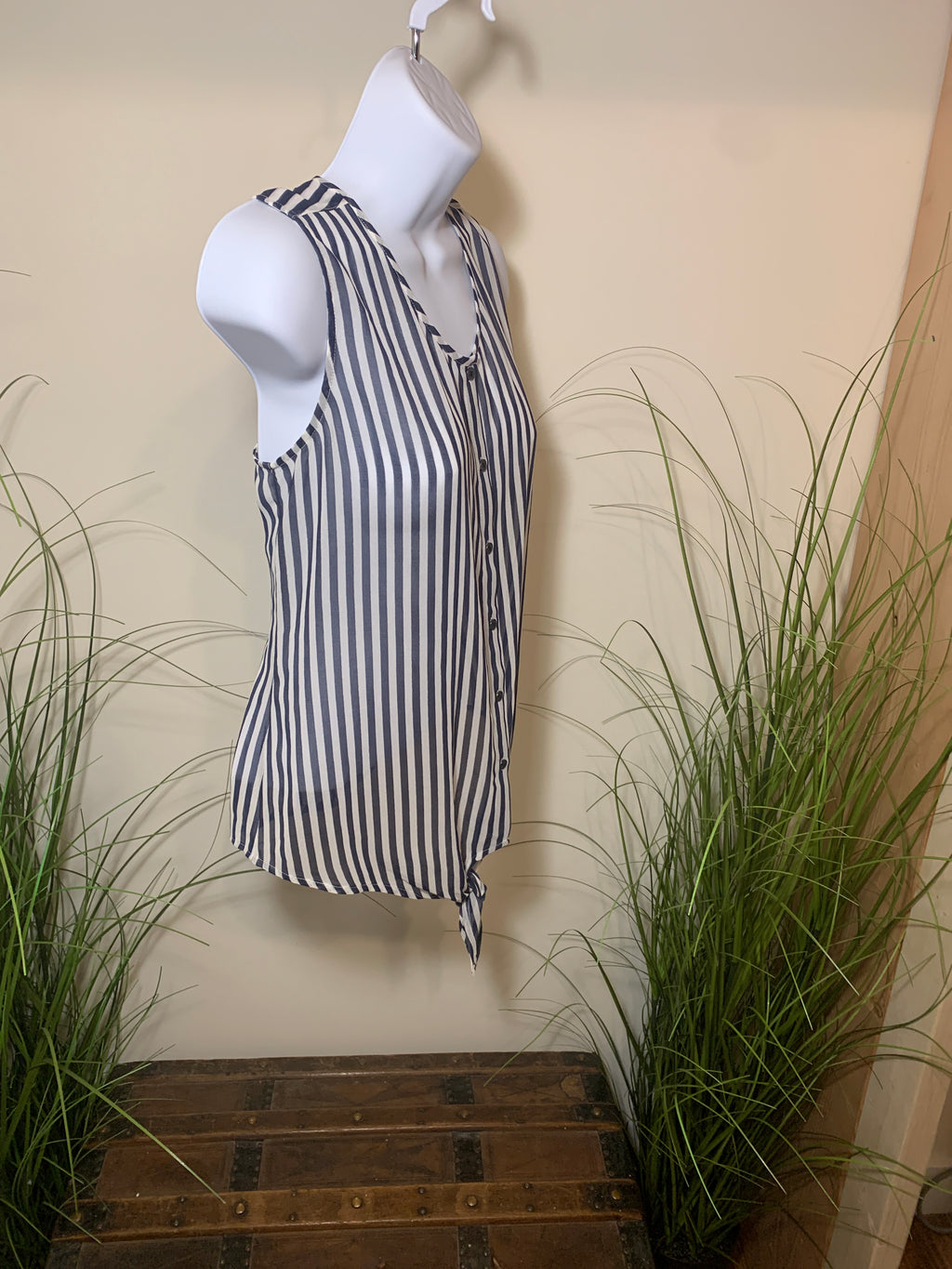 Size Small Nautical Style Sheer Striped Sleeveless Button Down Blouse