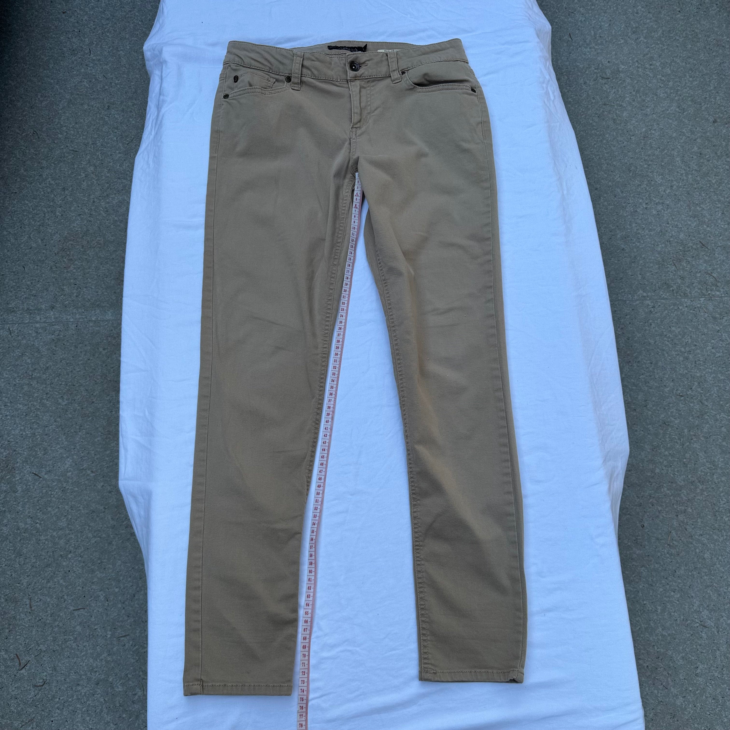 Size 11 Vintage Y2K Lovesick Beige Jeans with Skull Detail