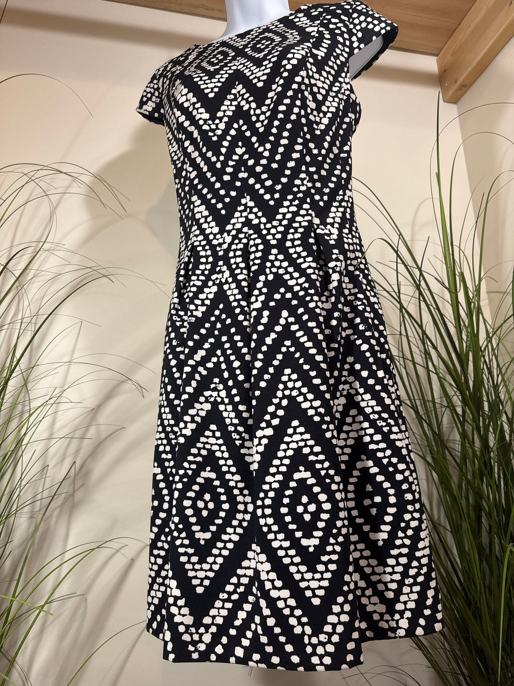 AB Studio Sheath Dress- Cap Sleeves