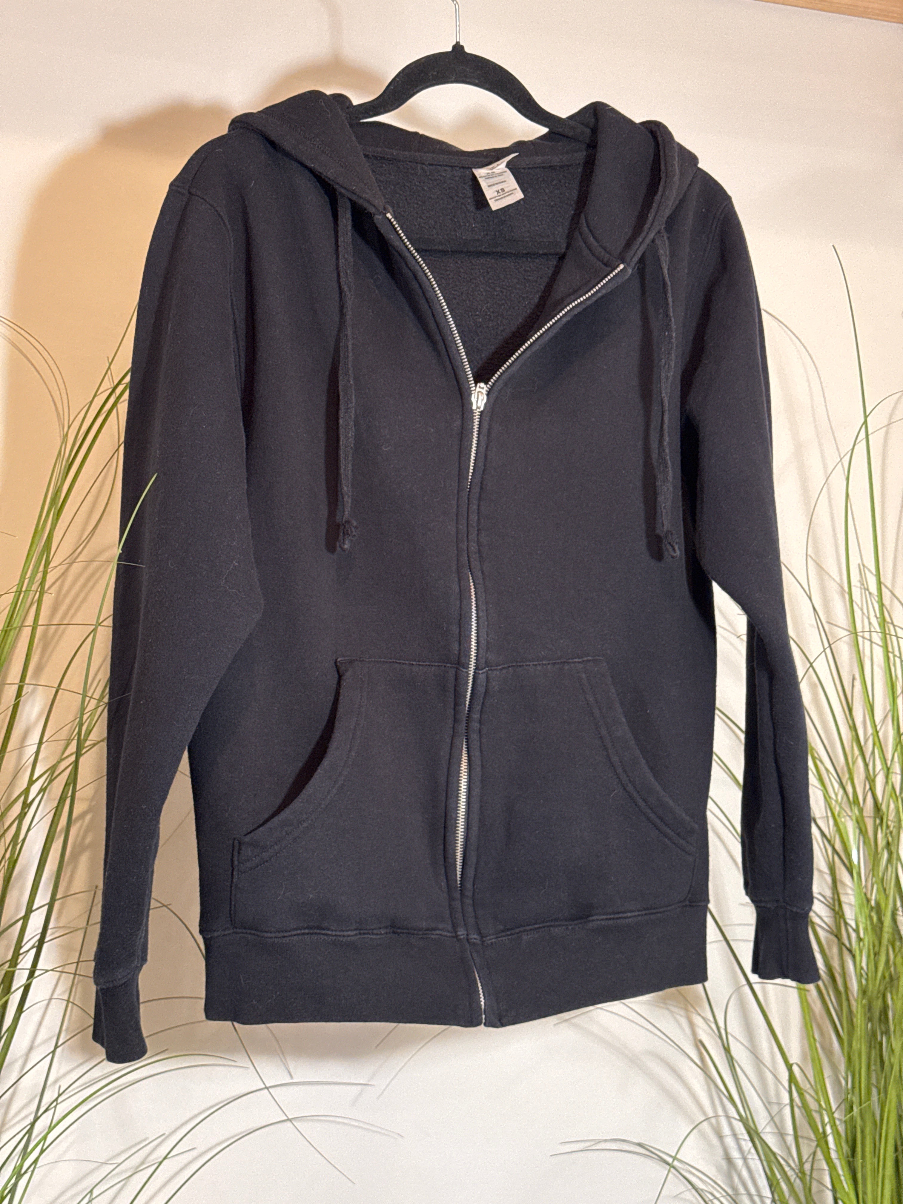 Canso Black Zip-Up Hoodie