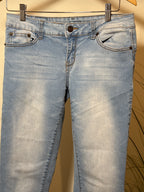 Blue notes, curvy skinny, low rise jeans.