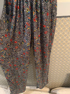Size S Elevenses Black and White Sleeveless Jumper with Floral Pattern
