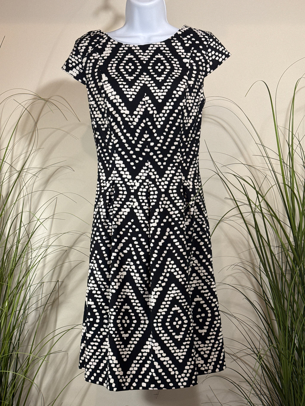 AB Studio Sheath Dress- Cap Sleeves