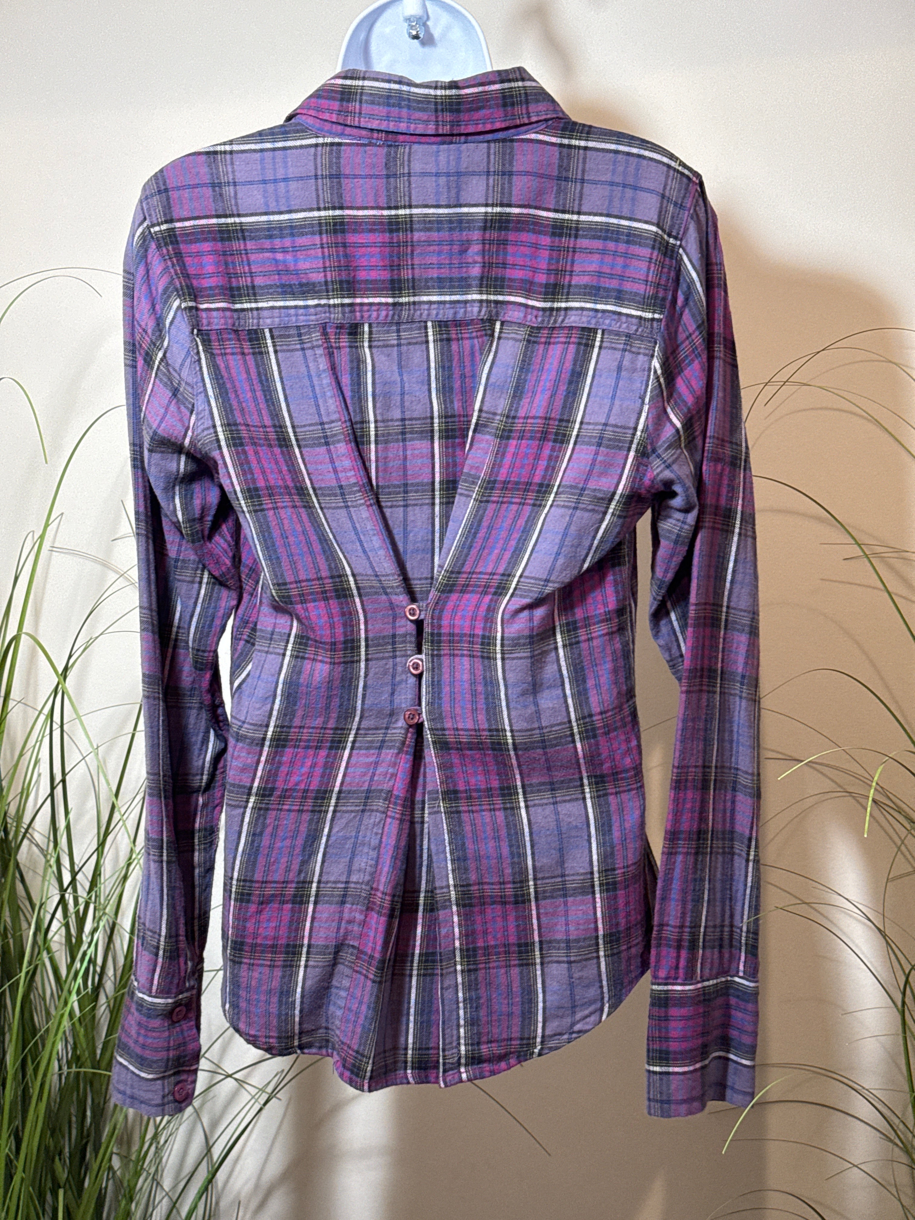 Roxy Plaid Long-sleeve Shirt- Back Buttons