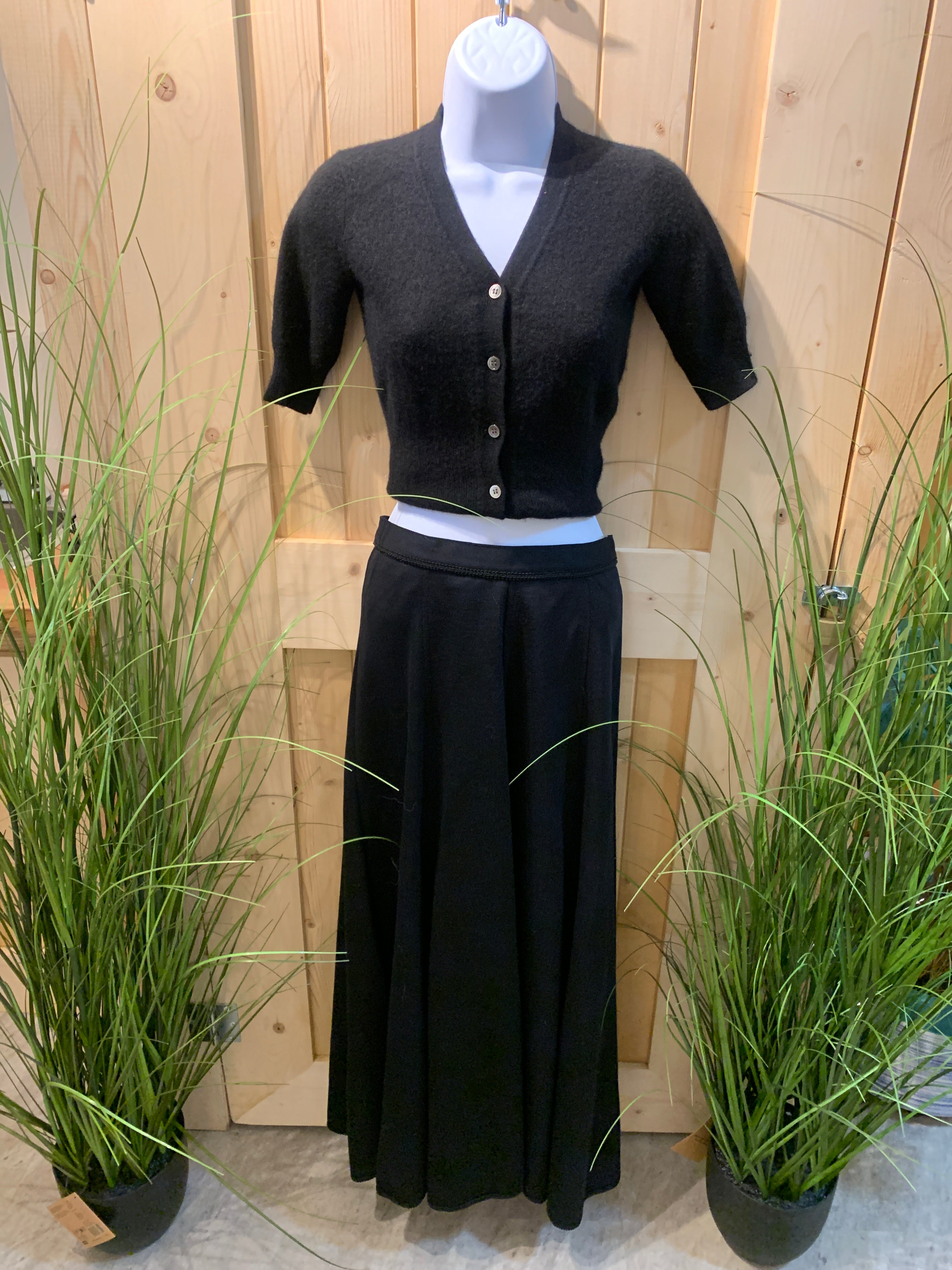 Vintage Size 10 Small Bianca Canadian Made 100% Virgin Wool