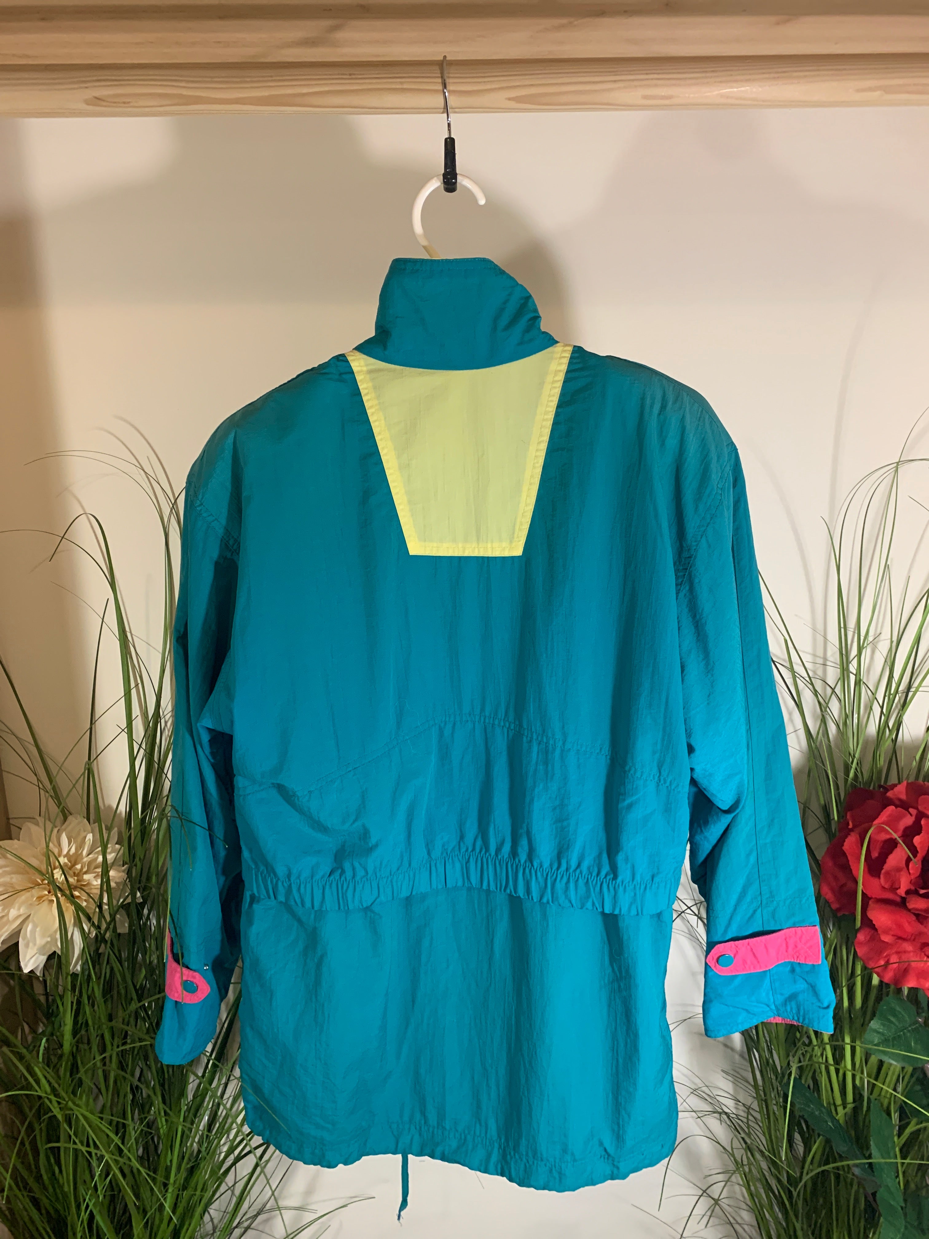 Size S 80's Vintage Perspective II Draw String Windbreaker