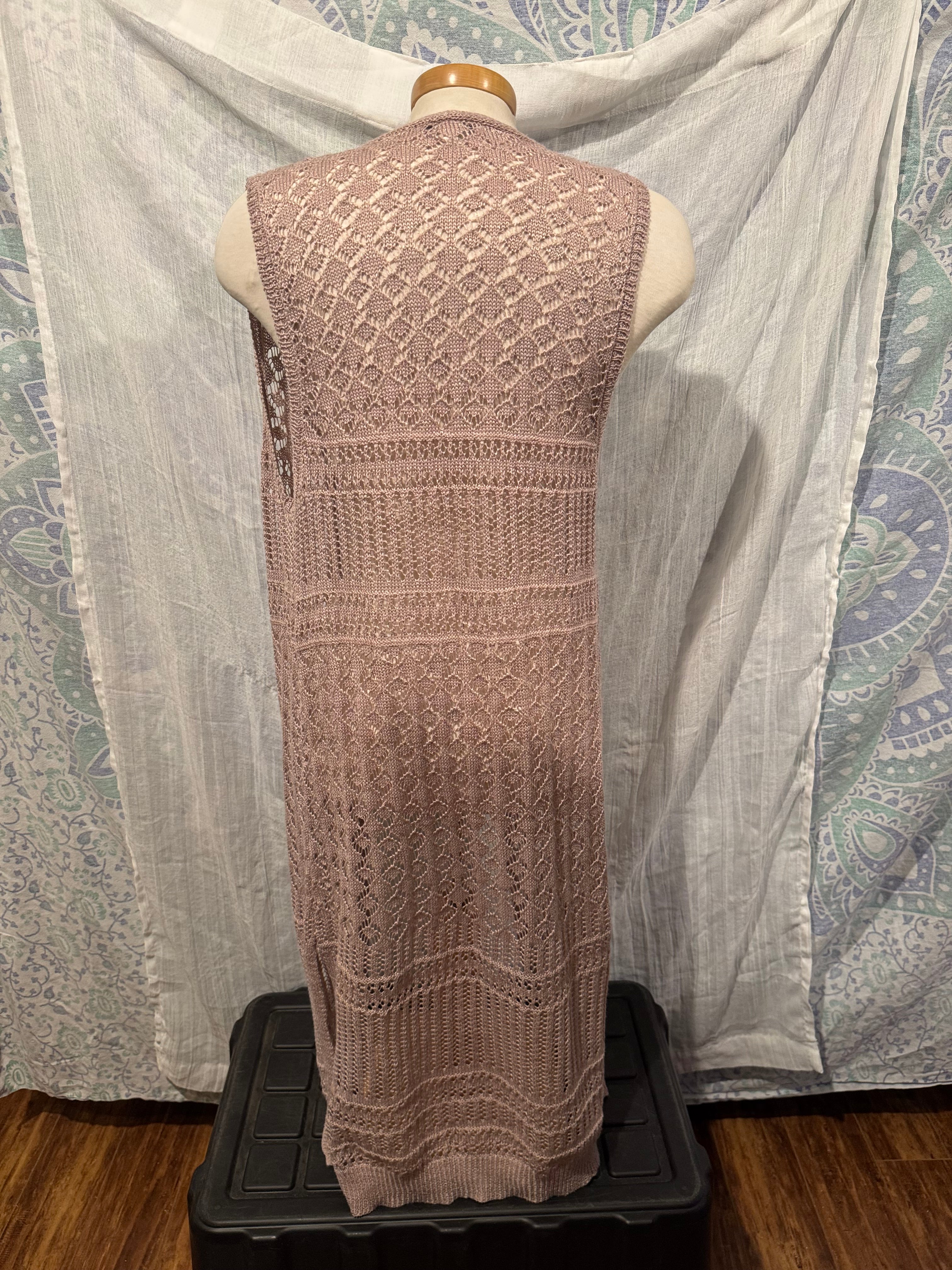 Size XL Moral Fiber Knit Sleeveless Cardigan
