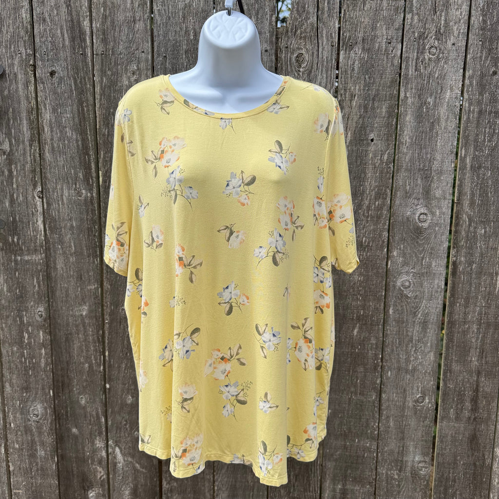 Addition Elle Flower Top Size 2X