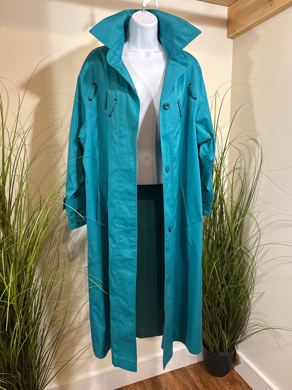 Vintage Malber-ette 1980’s Teal Trench Coat