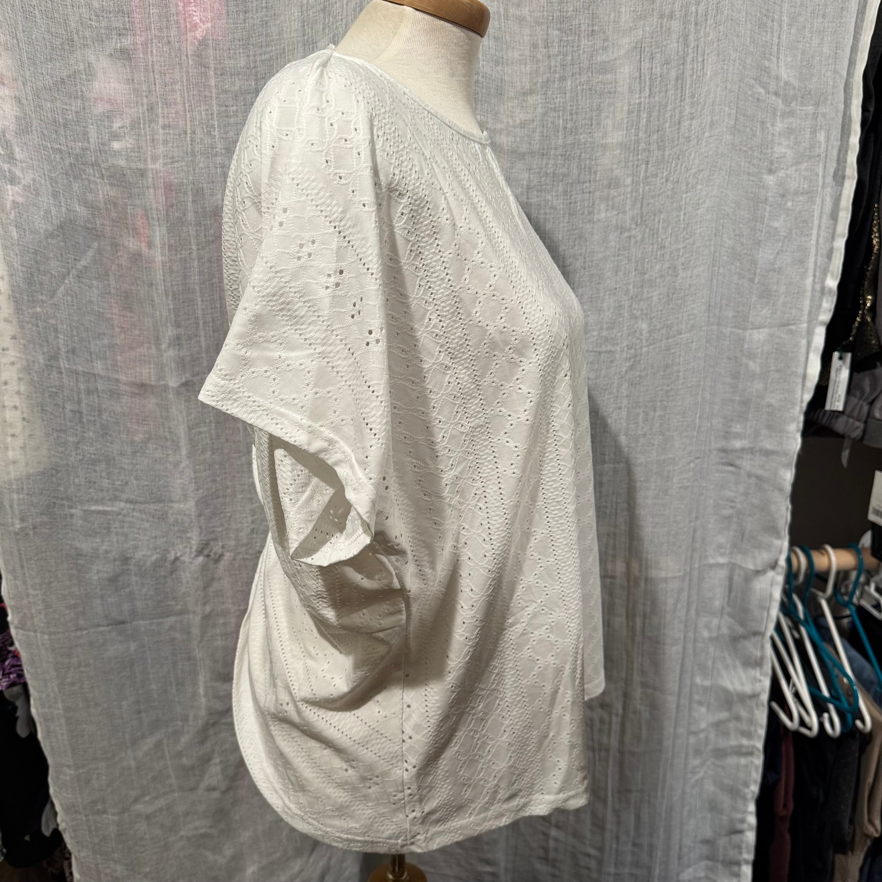 Size XL CUPSHE Boho Open Back Blouse with Lace Strip