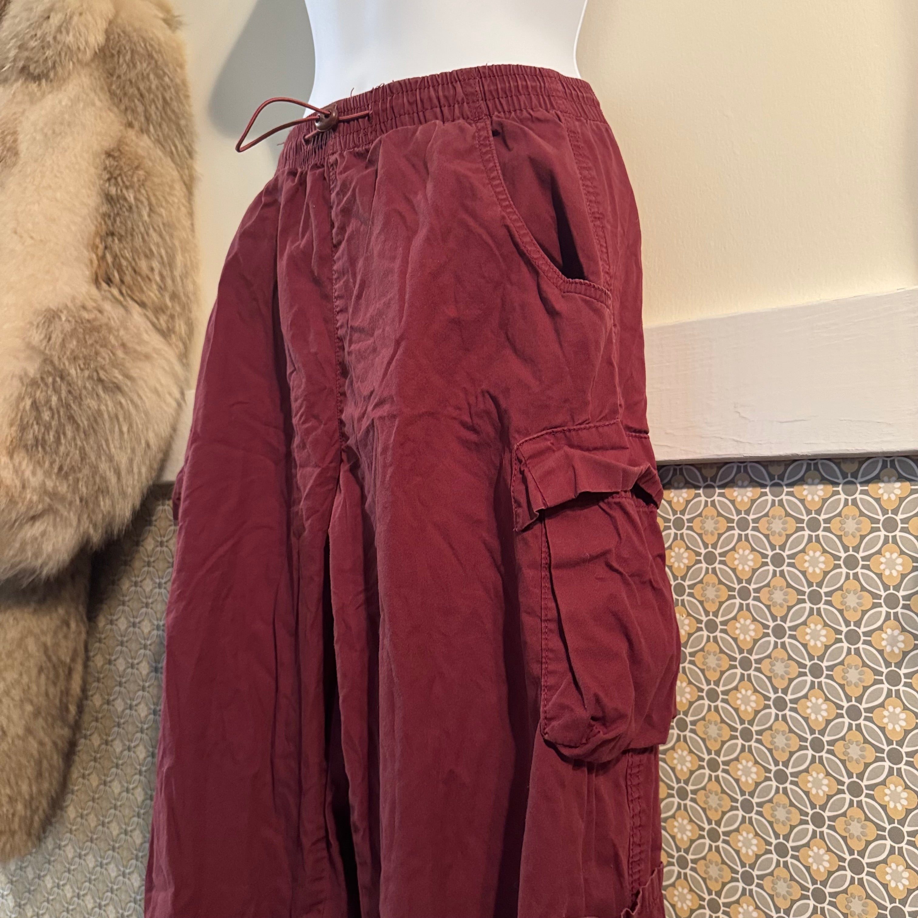 Size S Refuge Burgundy Cargo Pants
