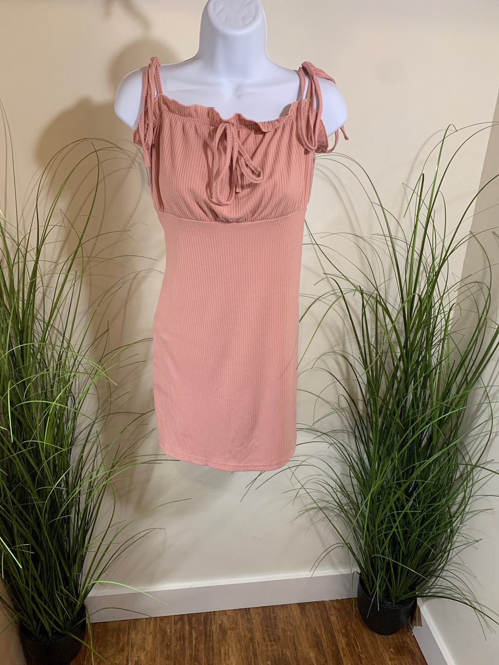 Size L US 8 Pink Spaghetti Strap Ribbed Fitted Dress