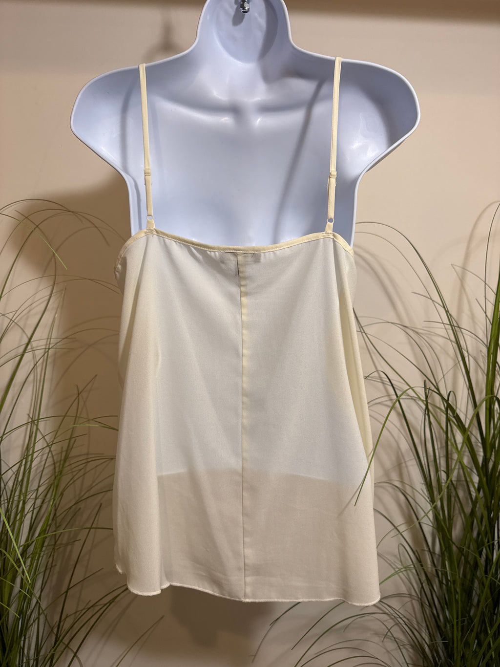 Le Château spaghetti strap camisole tops