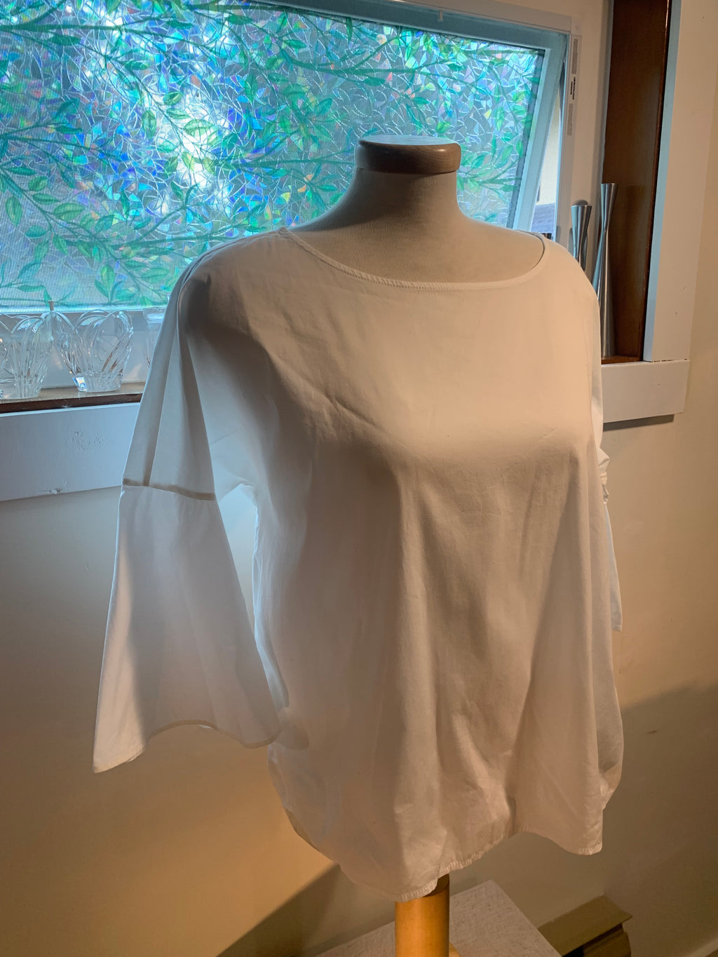 Size L Lord & Taylor Pullover White Flared Sleeves Blouse