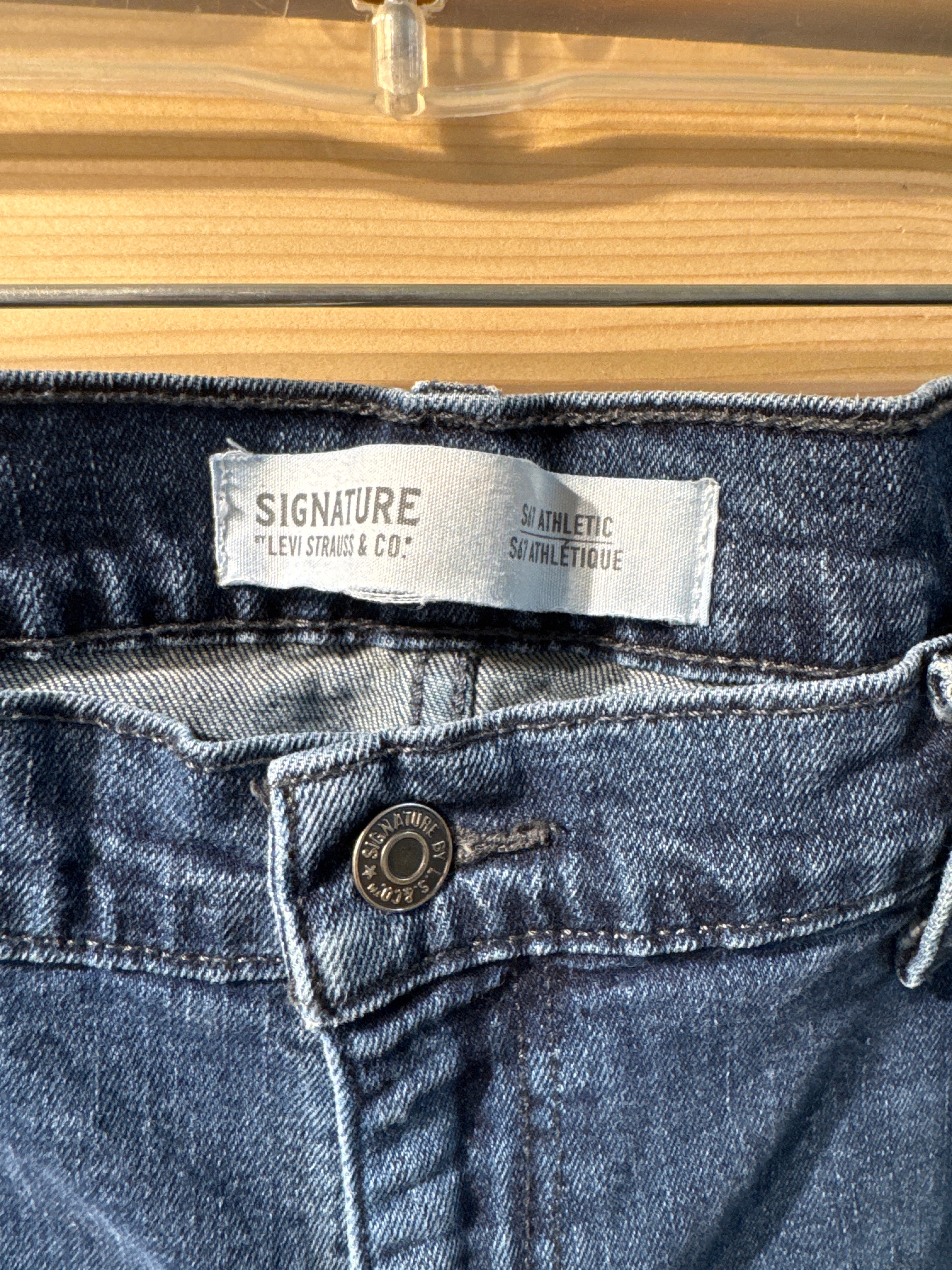 Levi's S67 Athletic W40 L32 Mens