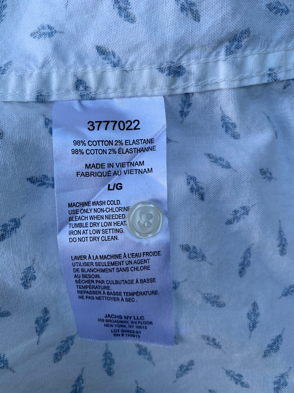 Size L Jachs New York Short Sleeve Button Up Feather Design Shirt