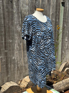 Size 4X 100% Rayon Zebra Print Short Sleeve Scoop Neck Blouse