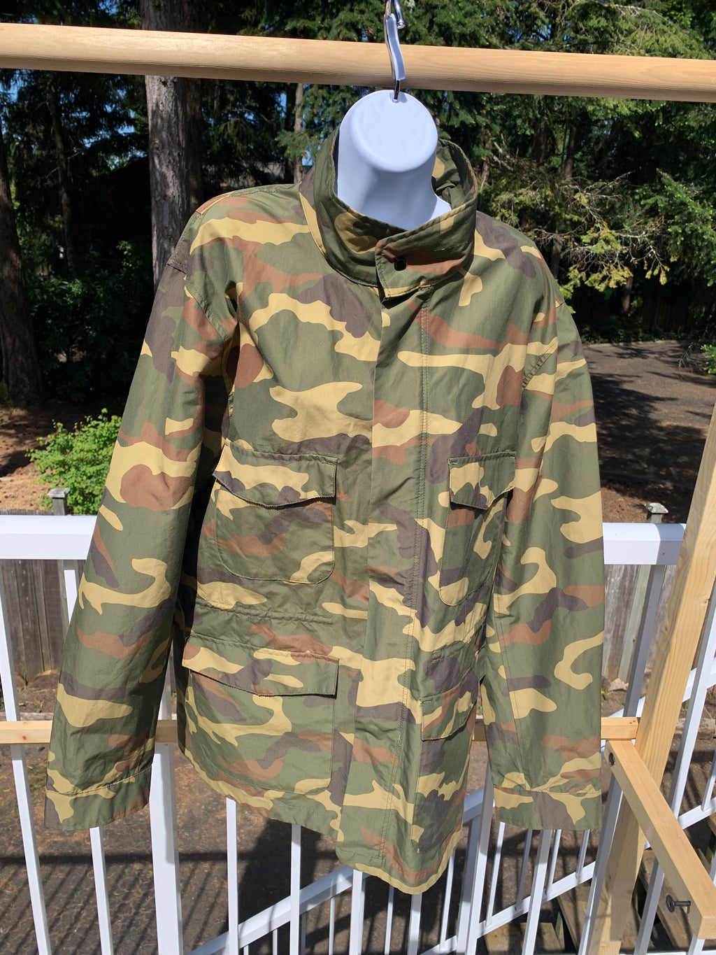 Herschel Camo XL Windbreaker Jacket (Reduced)
