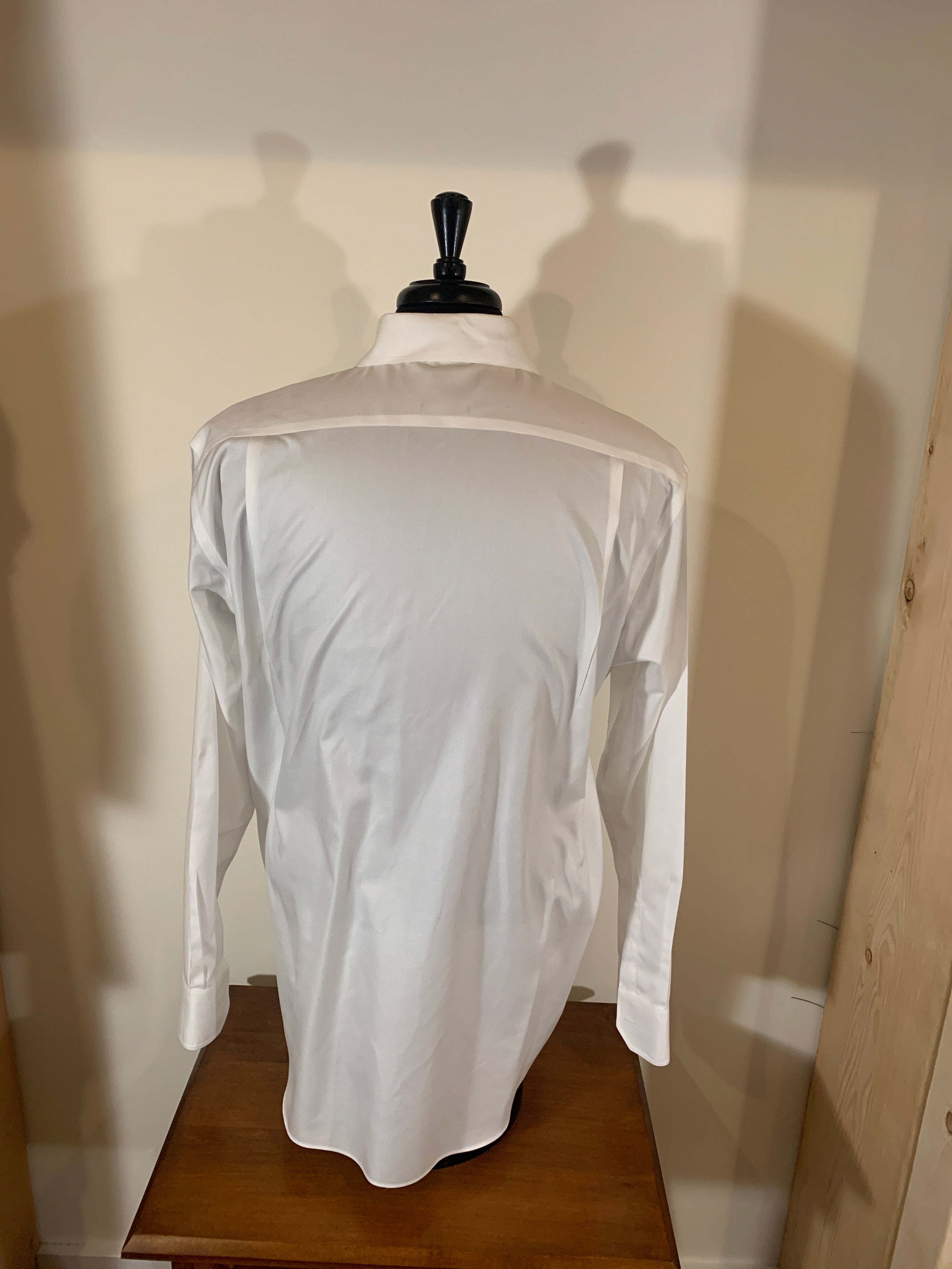 Size 16 1/2 34/35 Jones New York Long Sleeve Men's Suit Shirt