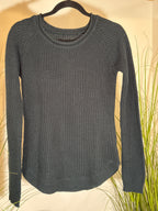 Forest green long sleeve sweater-  rolled collar