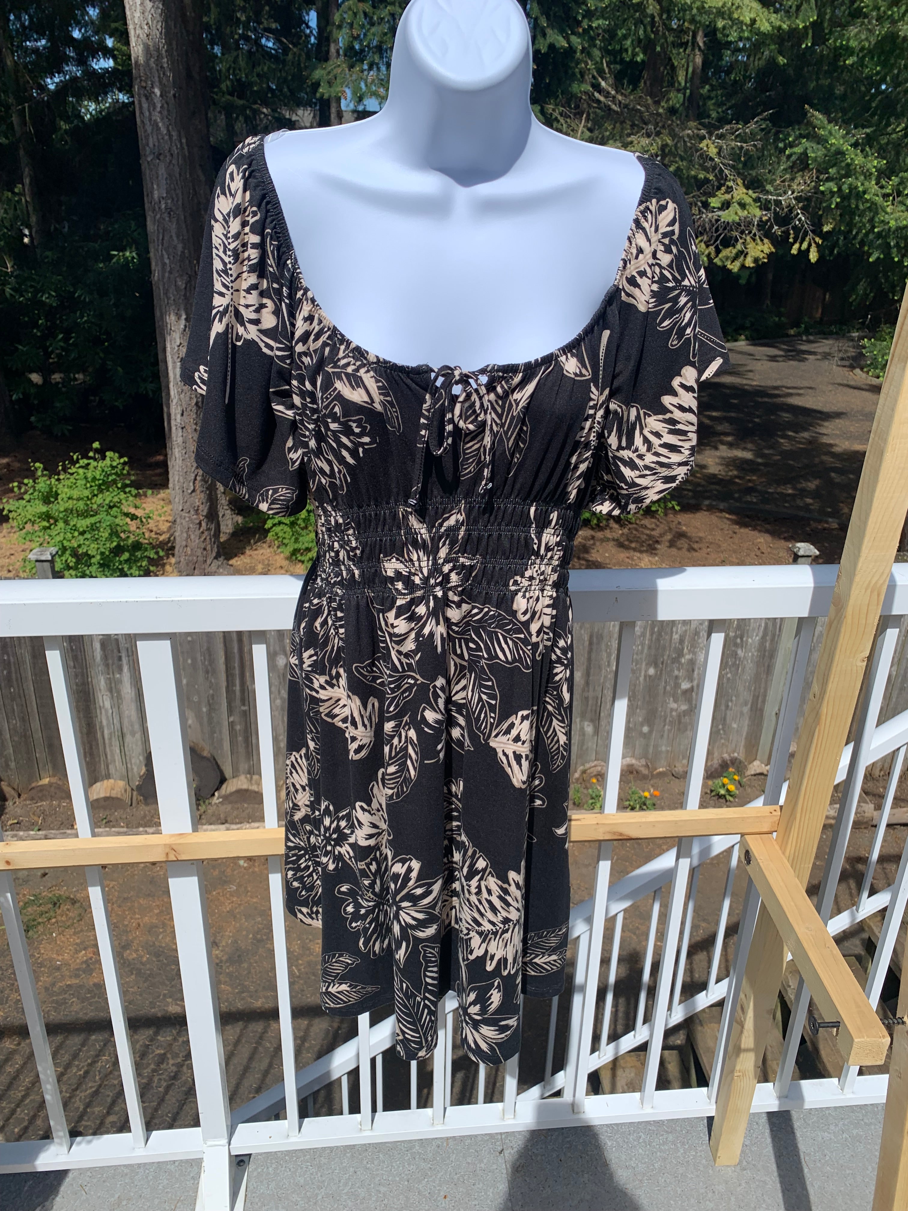 Guilty short sleeve dress