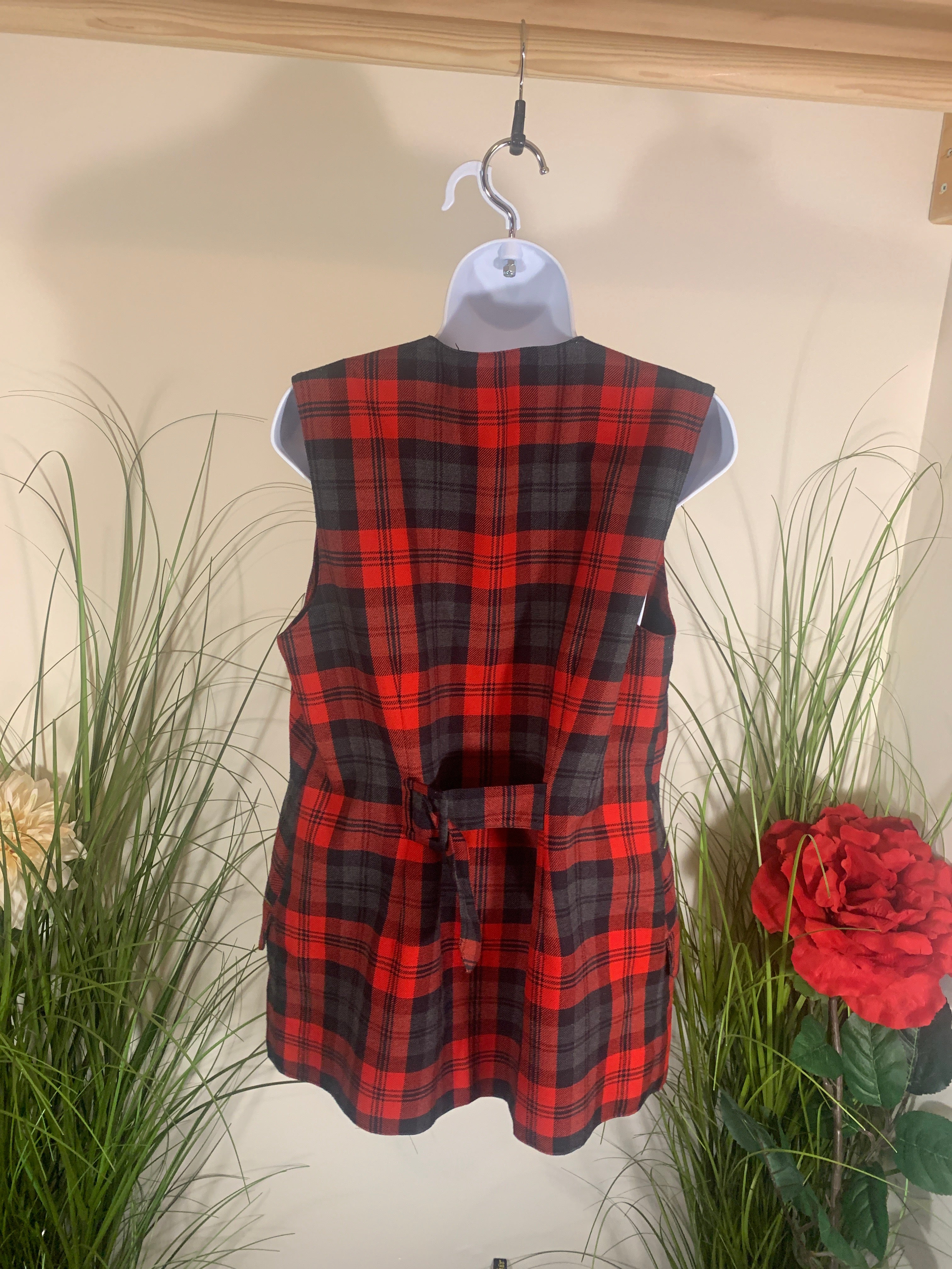 80's Vintage Tabi International Plaid Button Up Vest