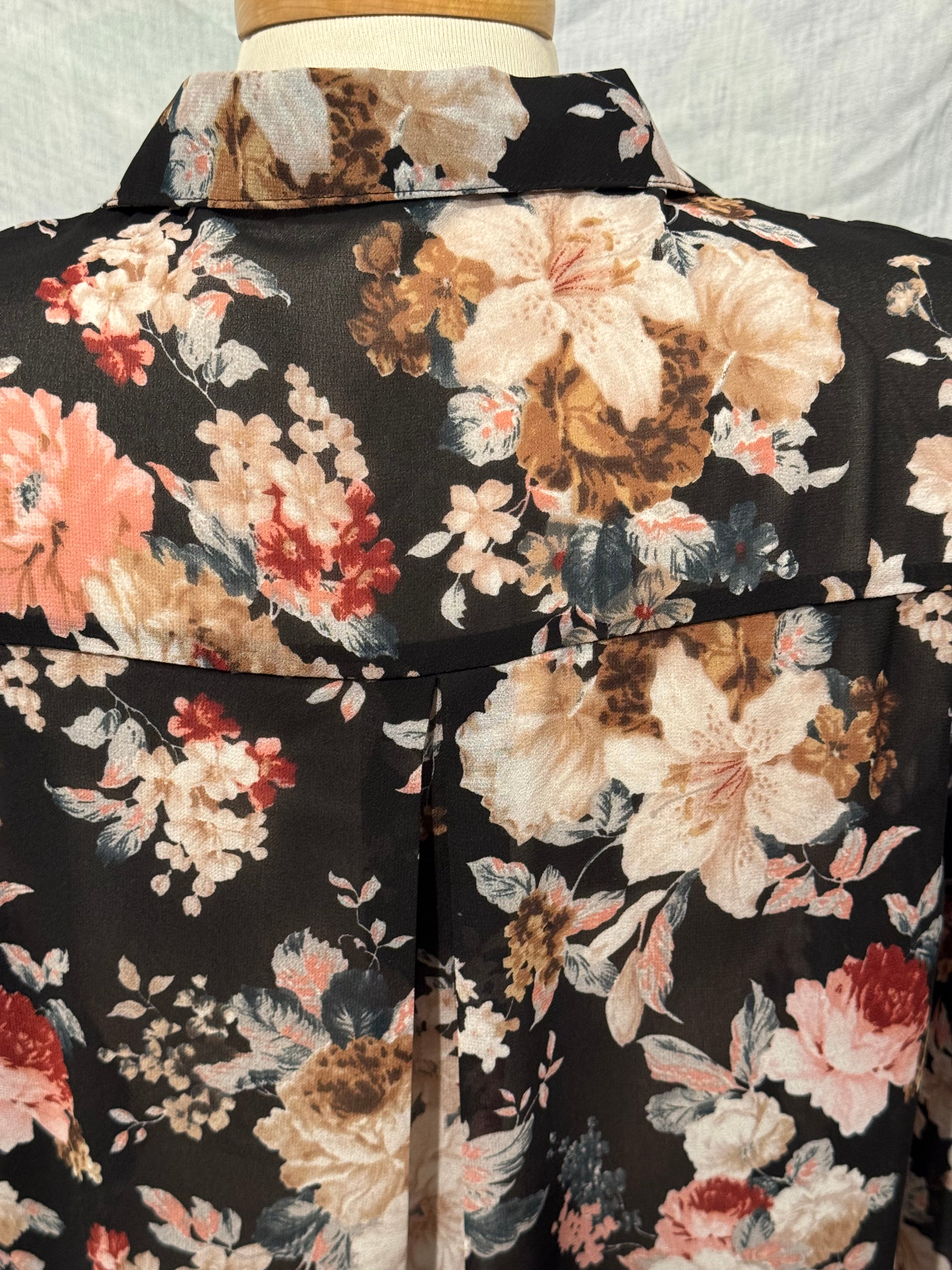 Size L Papillon Sheer Long Sleeve Button Up Blouse
