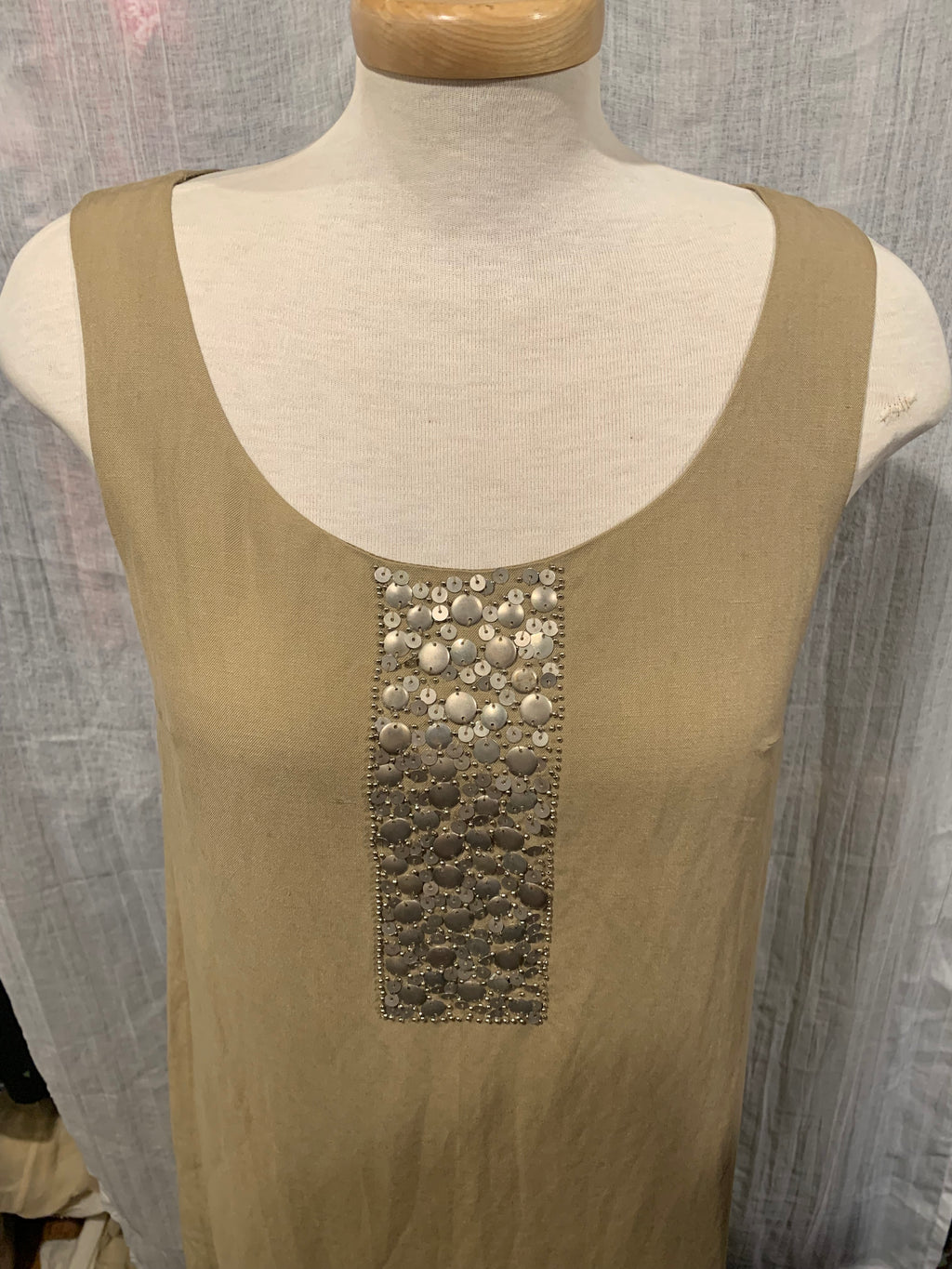 Size M Kensie Pretty Sequin Detailed Linen/Silk/ Cotton Blend Tank