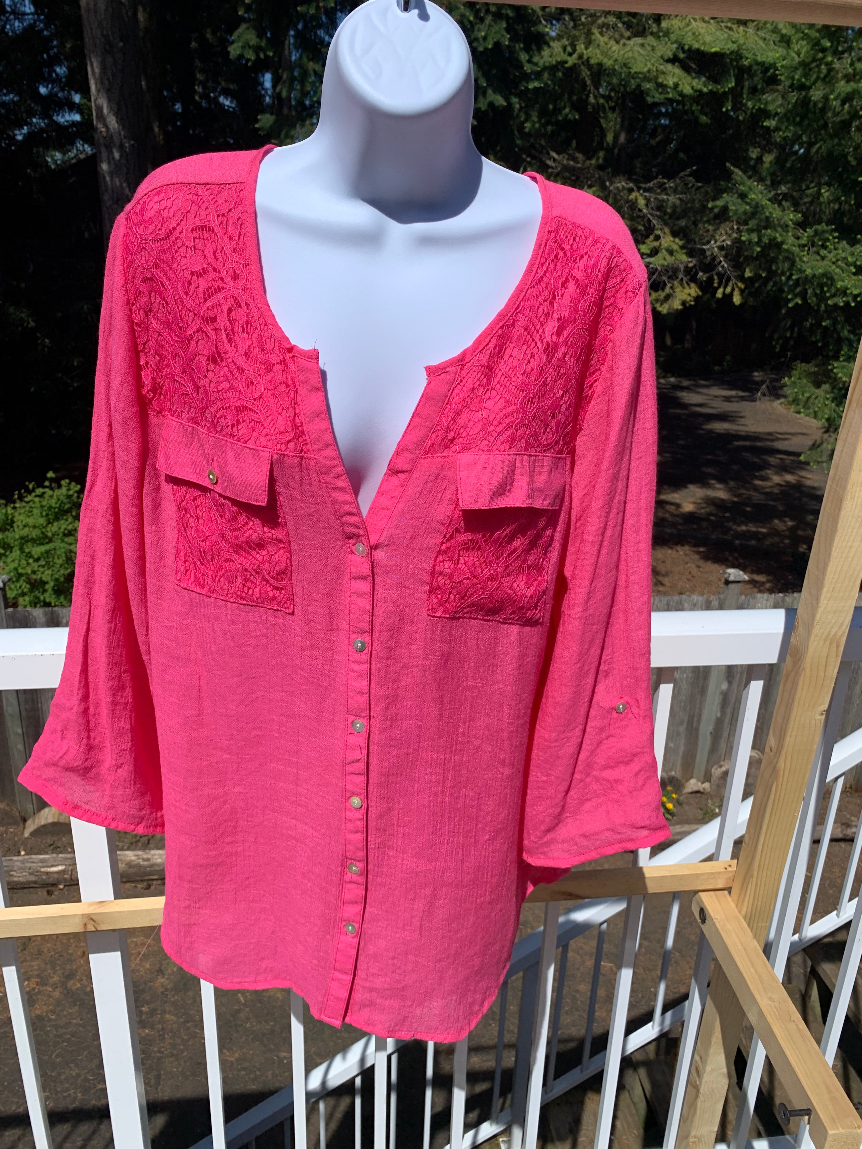Pink 3/4 sleeve button-up blouse