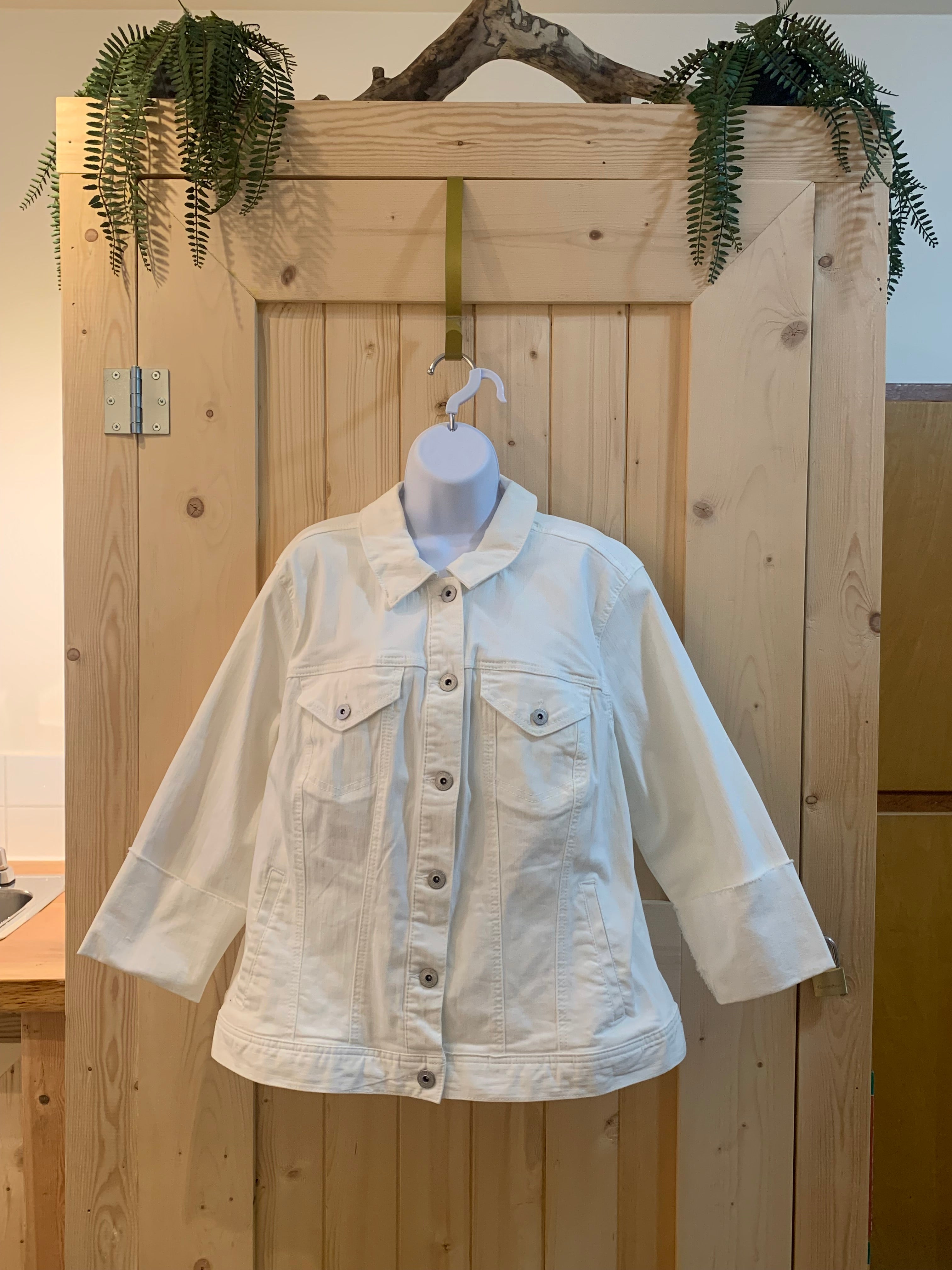 Size 18W Style & CO White Jean Jacket