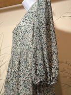 Reitmans Floral Puff Sleeved Dress