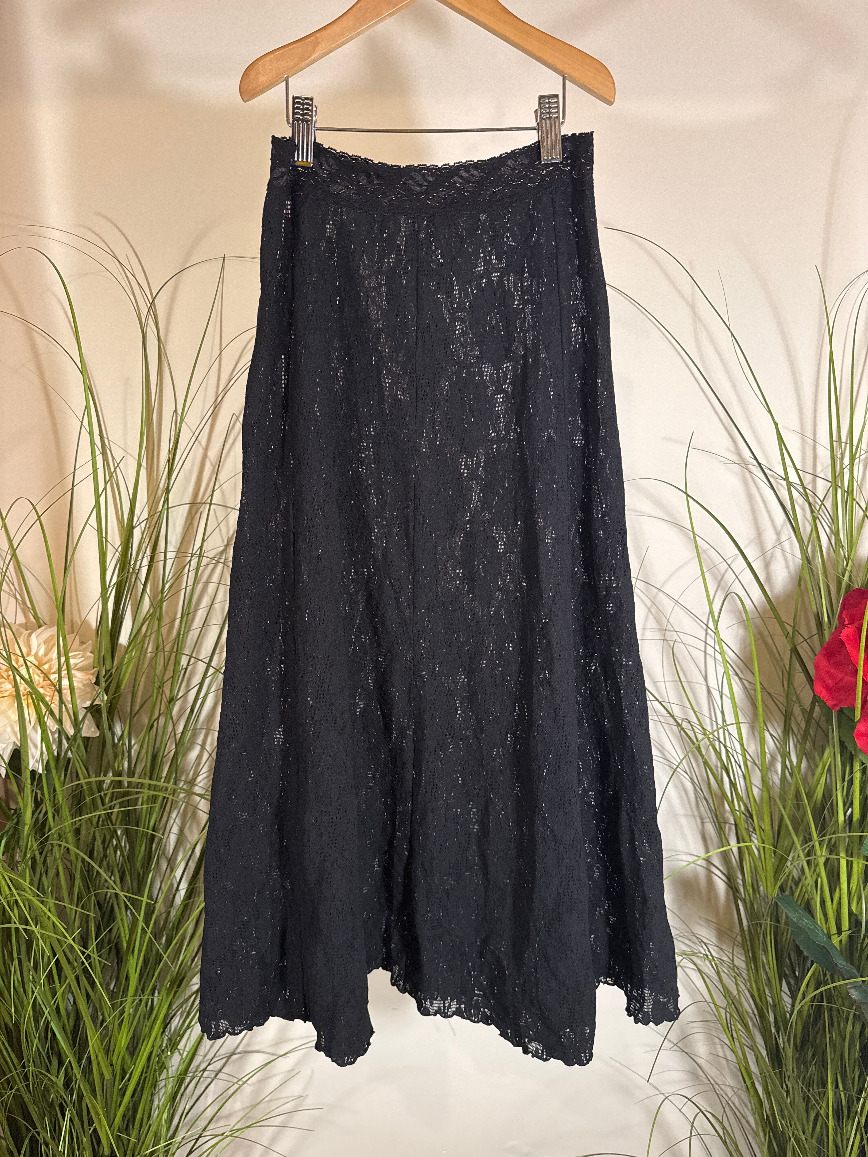 80's Vintage Arianne Full Lace Half Slip