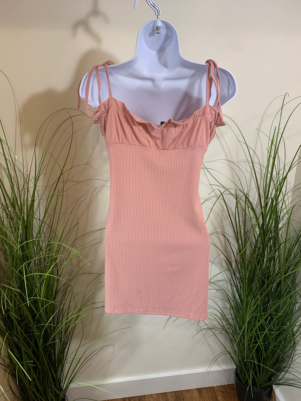 Size L US 8 Pink Spaghetti Strap Ribbed Fitted Dress