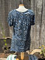Size 4X 100% Rayon Zebra Print Short Sleeve Scoop Neck Blouse