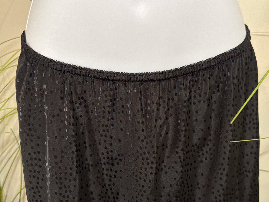 Vintage Linda Exclusive for Eaton Half Slip- Black
