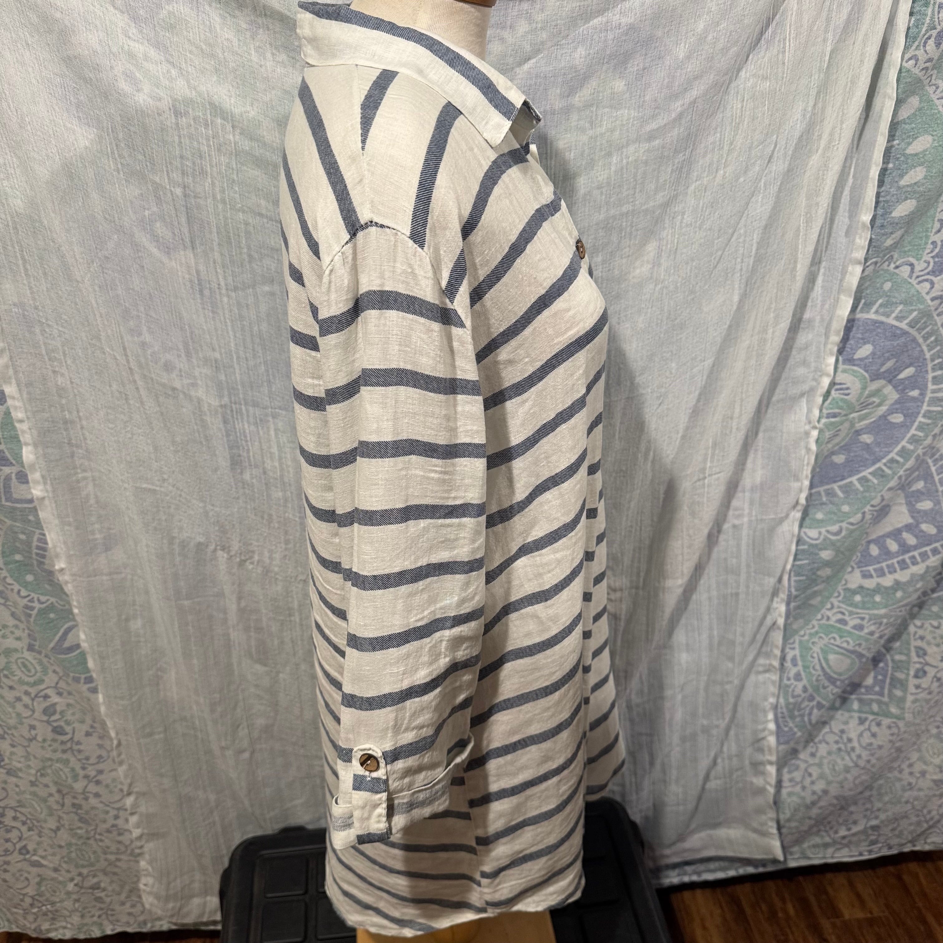 Size L 100% Linen Viola Borghi Made in Italy Button Up Dress