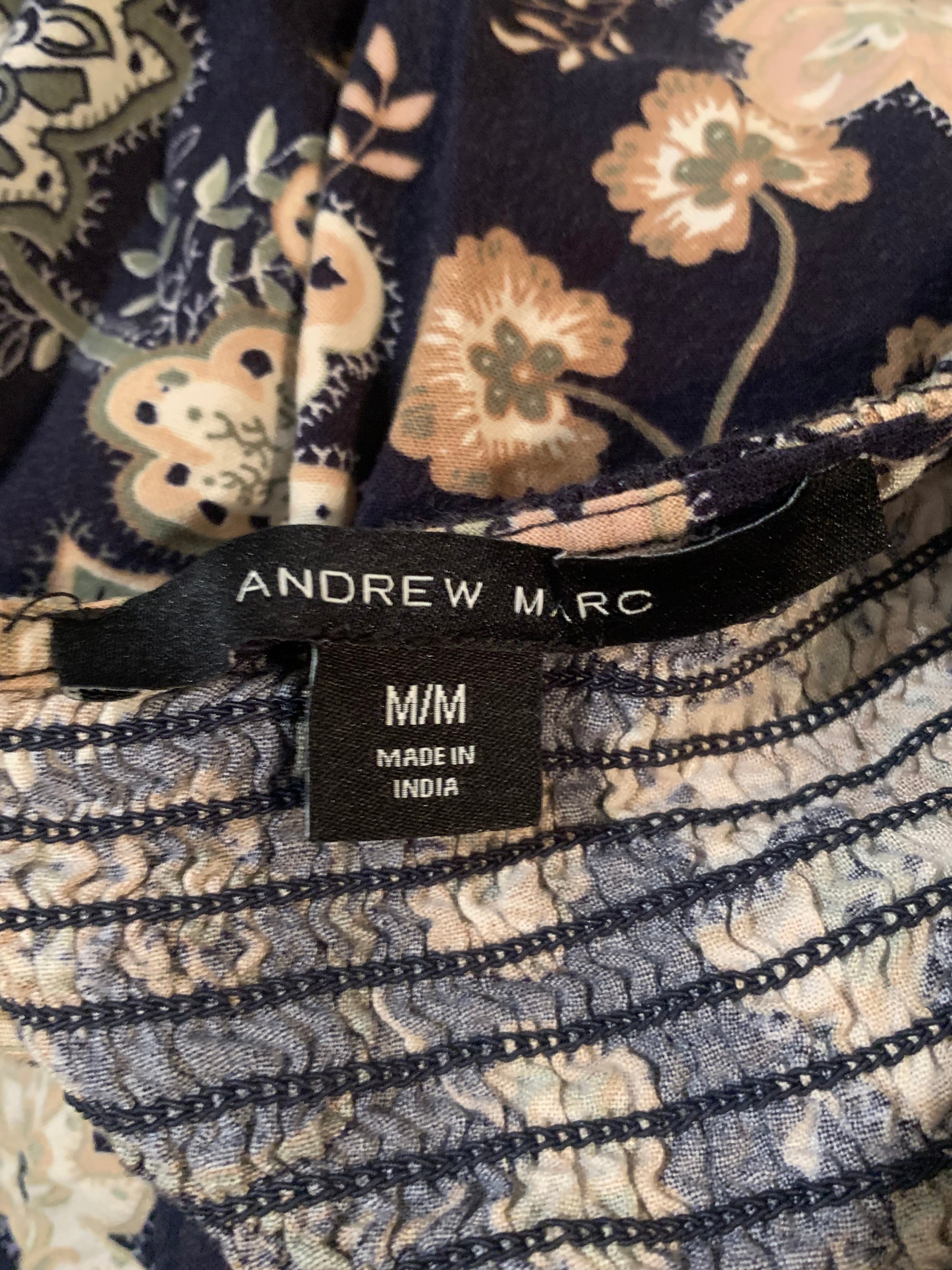 Size M 100% Viscose Andrew Marc Black Floral Print Sleeveless Jumper
