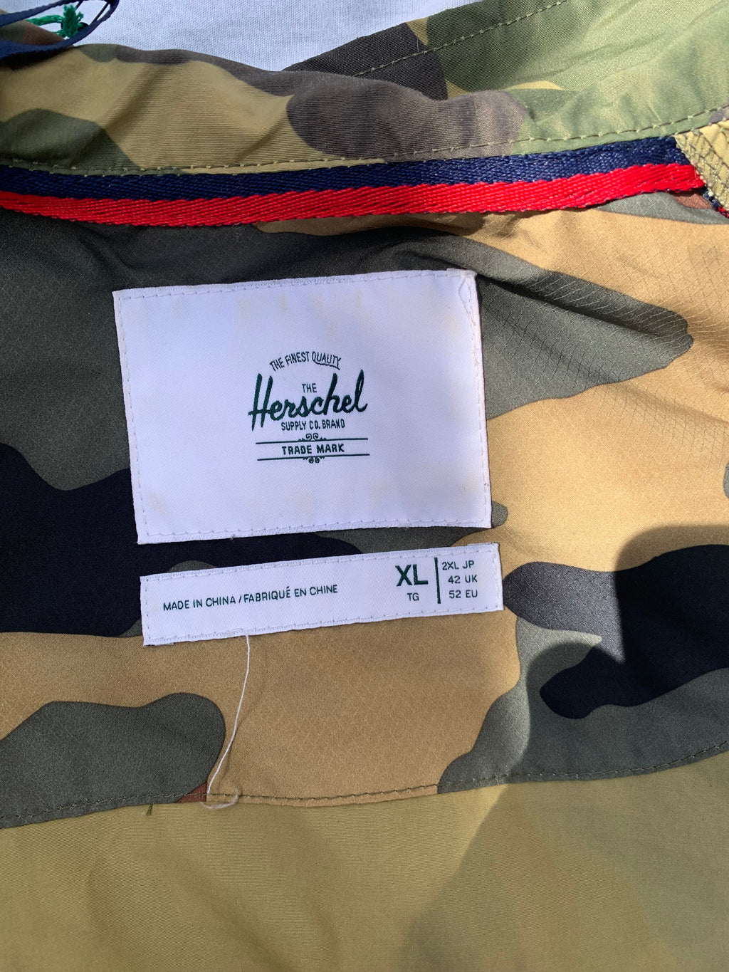 Herschel Camo XL Windbreaker Jacket (Reduced)