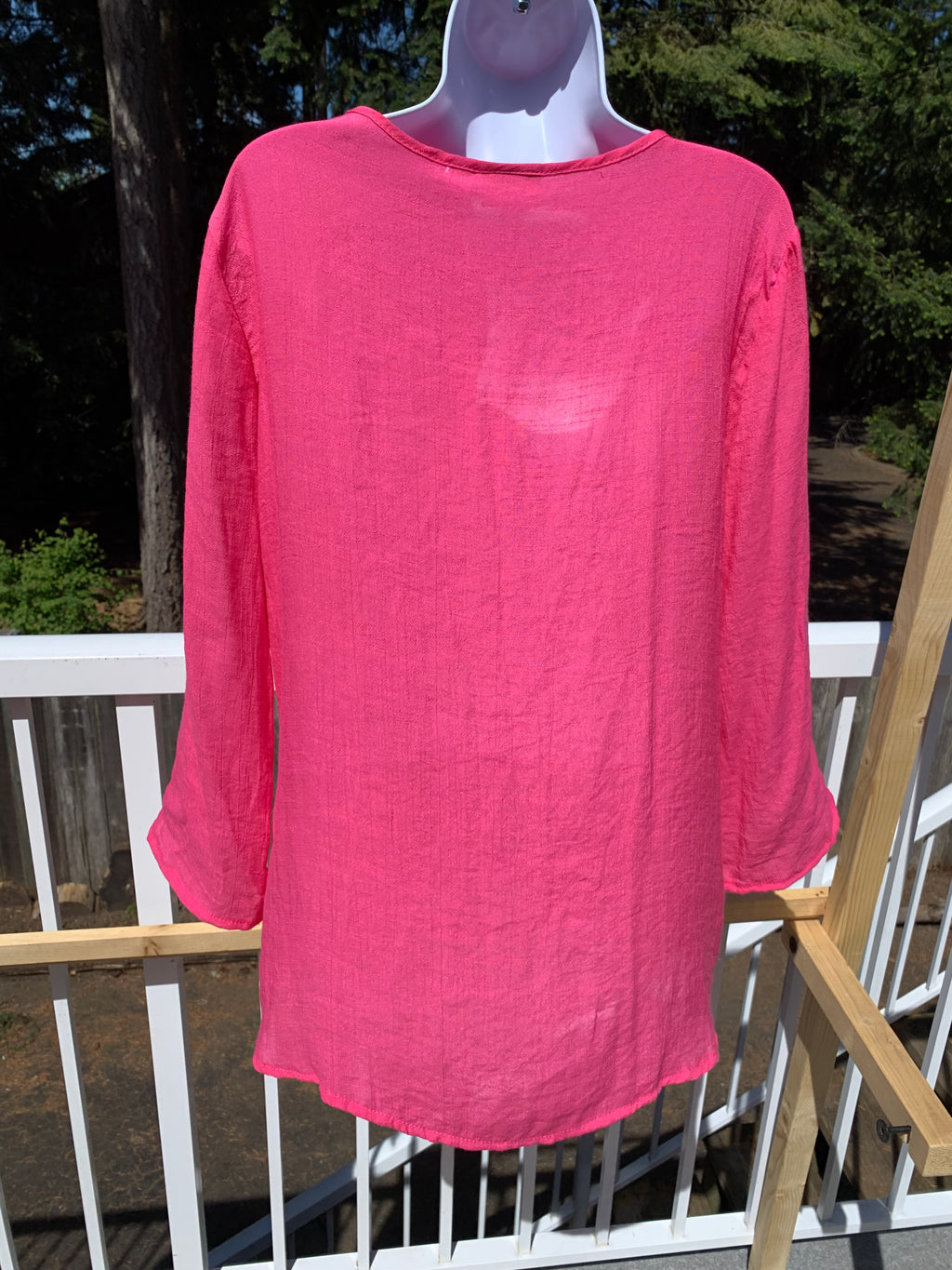 Pink 3/4 sleeve button-up blouse