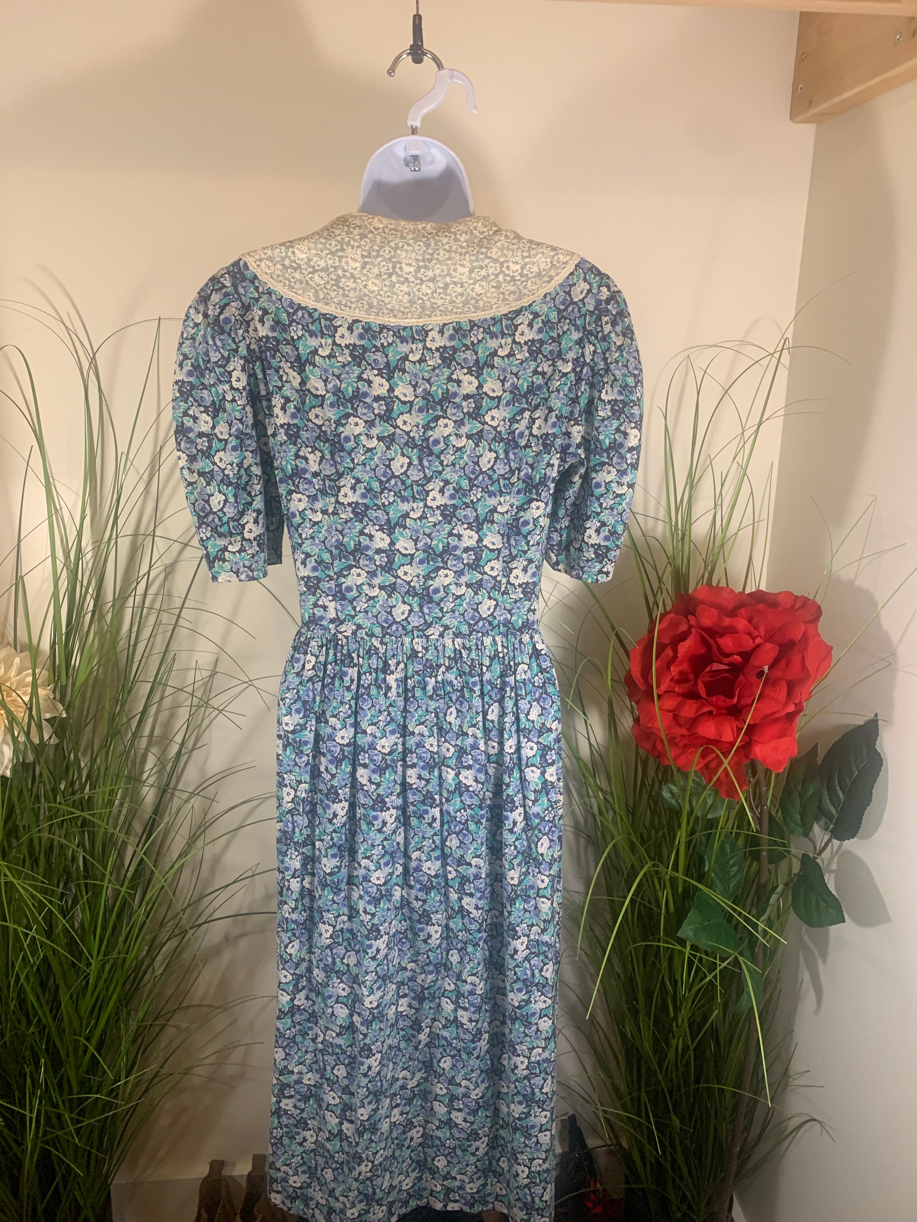 Size 10 RARE Vintage Laura Ashley Made in Britain Floral Print 80's/90's Cottage Core Dress