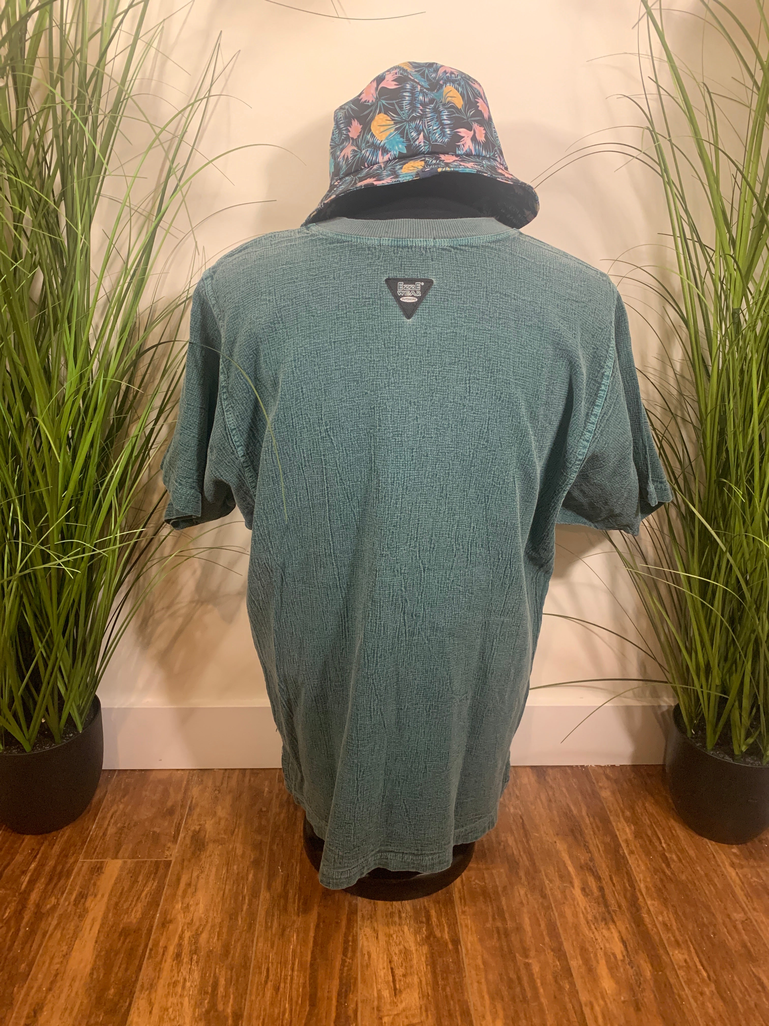 Size L Vintage Ezze Wear Caribbean Cotton Resort Collection