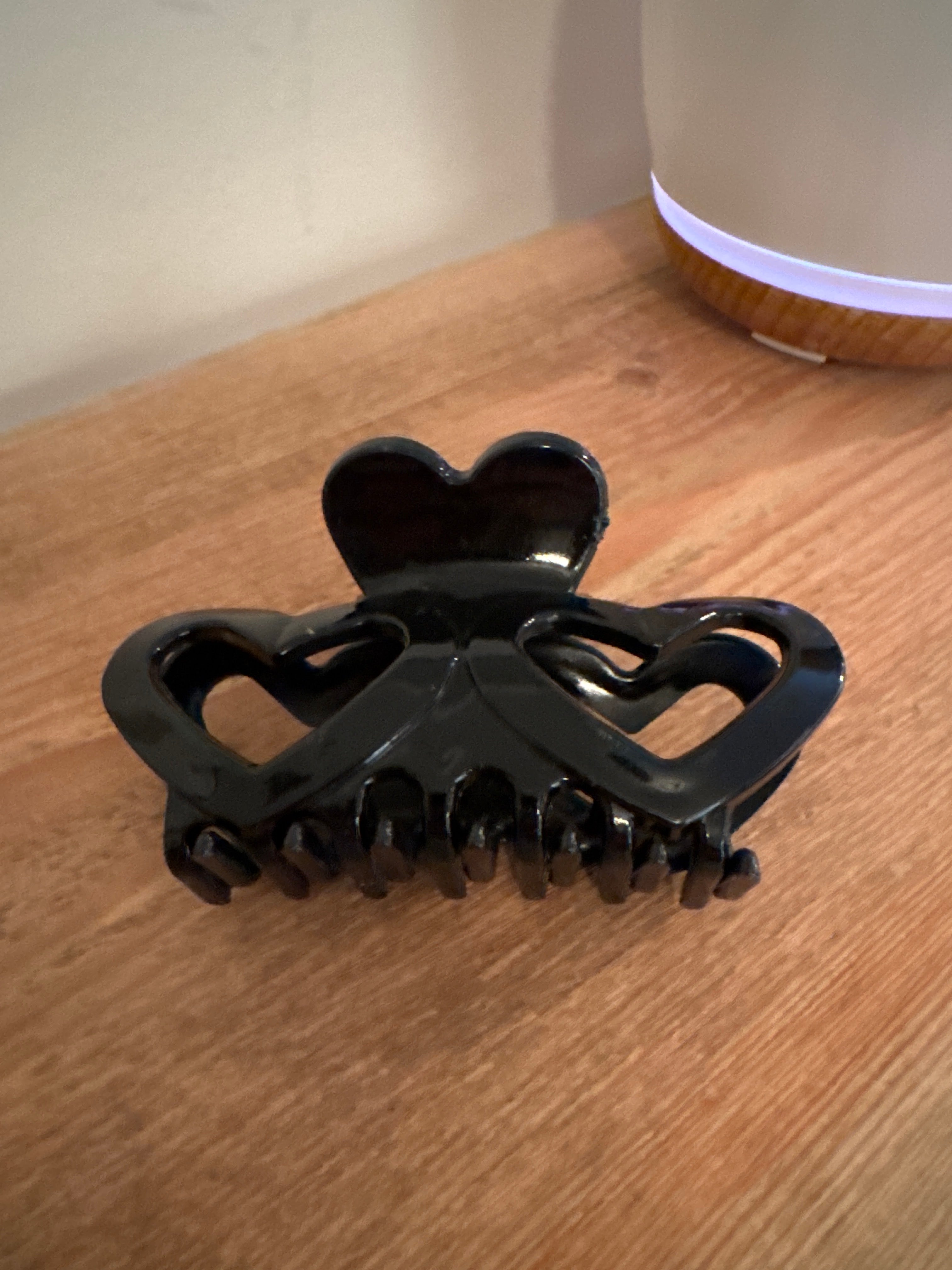 Claw Hair Clip- Hearts