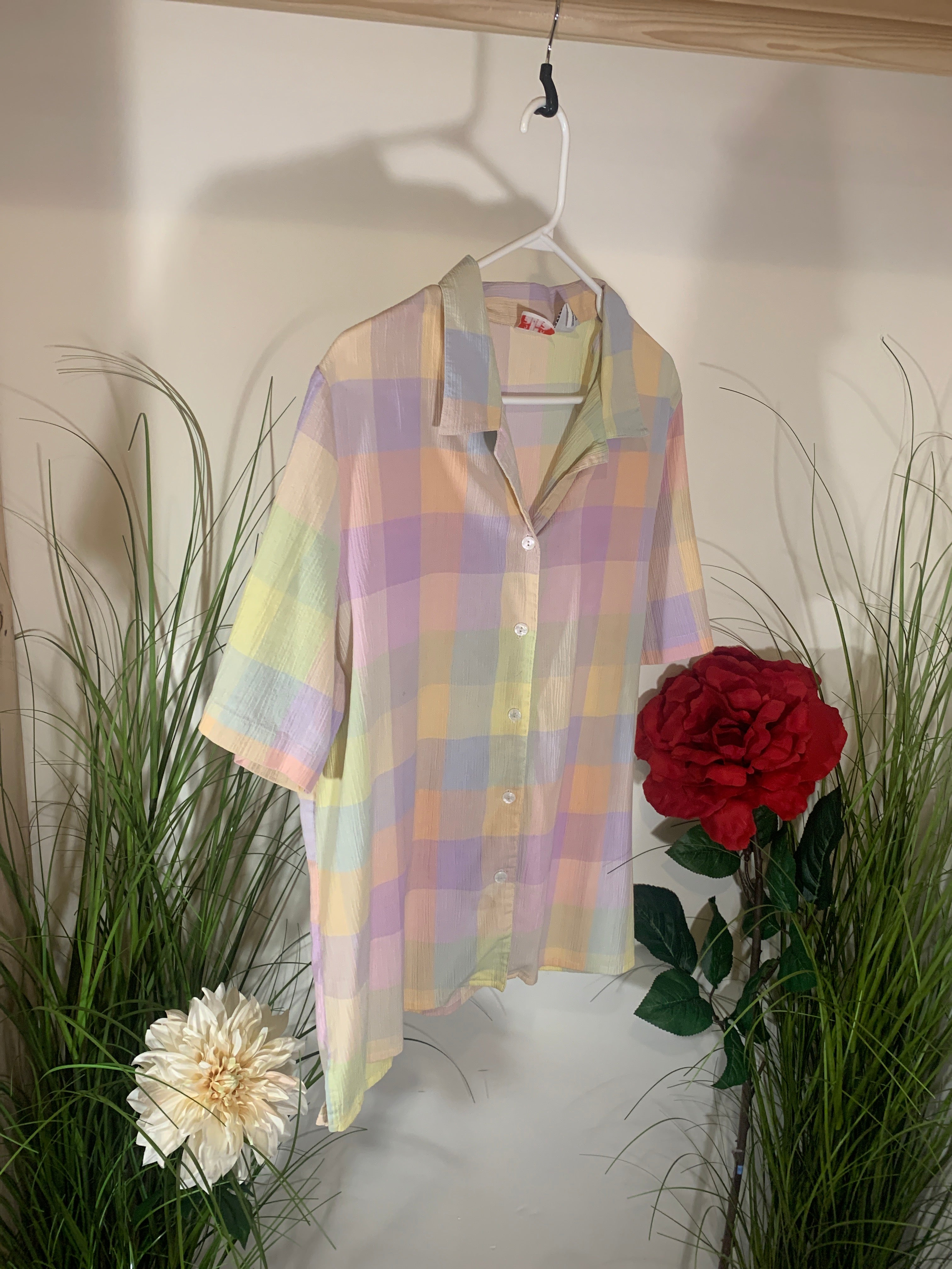 Size 16W Alia Vintage 90s Eclectic Retro Button Down Short Sleeve Crinkled Shirt