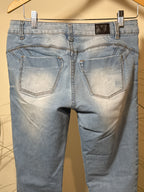 Blue notes, curvy skinny, low rise jeans.