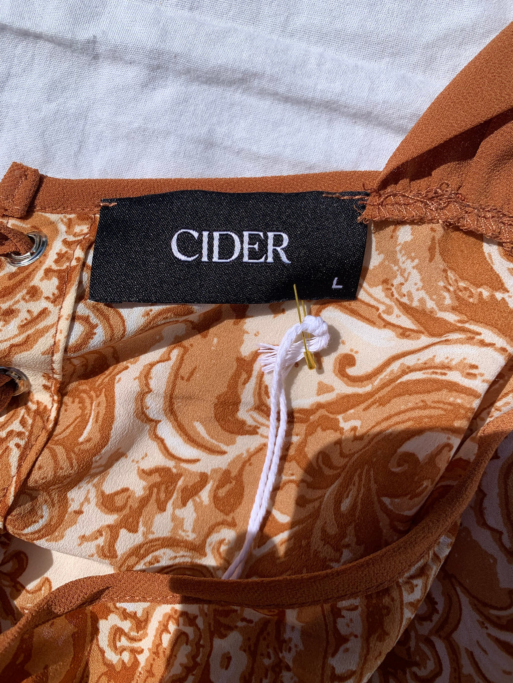 Crop-top with back lace up tie by Cider