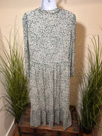 Reitmans Floral Puff Sleeved Dress